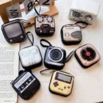 Zipper Compact Mirror with Retro Radio Design – Stylish Travel Makeup Mirror for Women