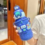 Robot-Themed Kids Water Bottle | 3D Cartoon Sipper Bottle with Straw & Strap – Leak-Proof BPA-Free